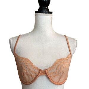Urban Outfitters Out From Under Aria Bra Women’s SZ Large in Light Orange‎ Peach